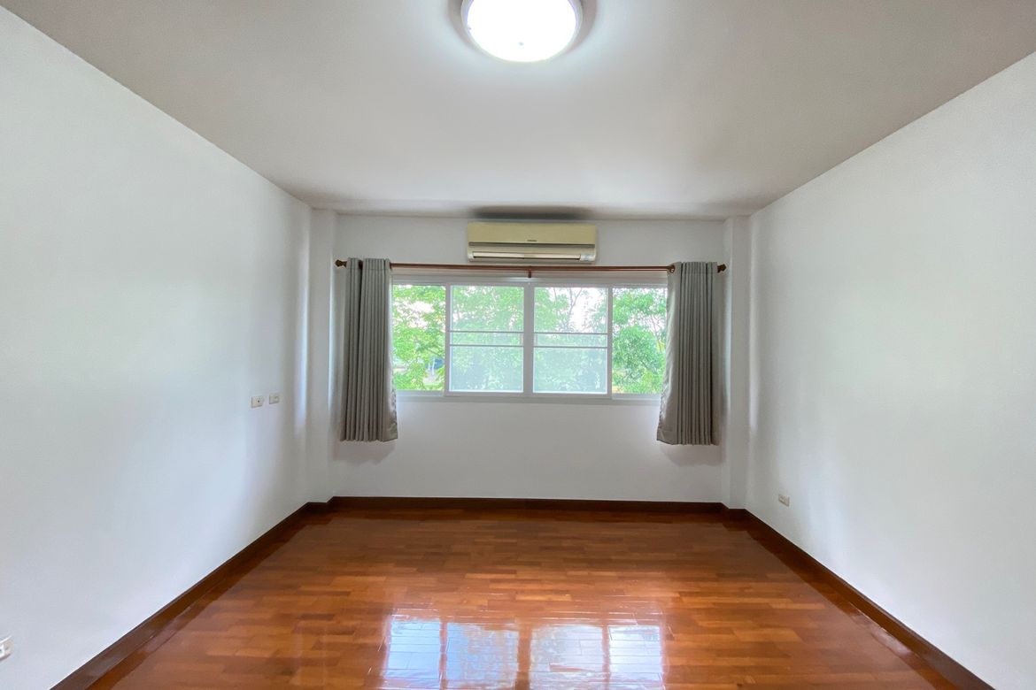 3 bed house for sale in Sankhampeang