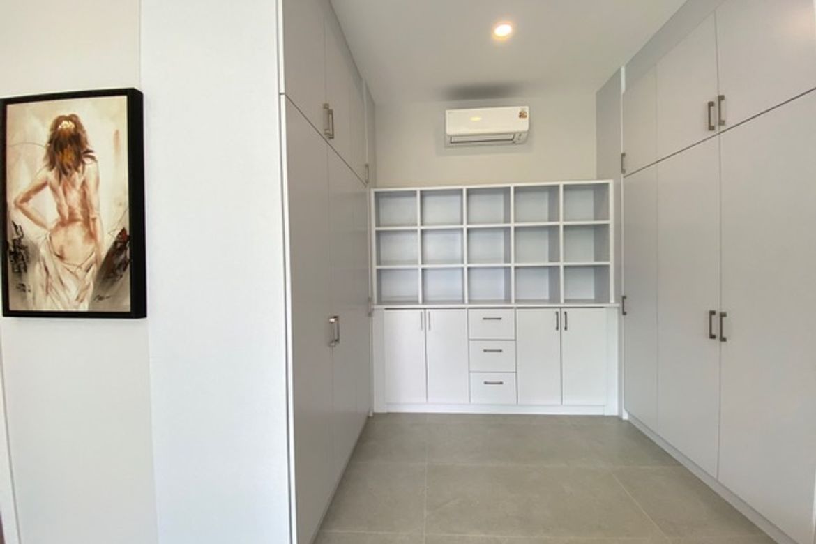 Brand new 3 bed house for sell in San Pa Tong