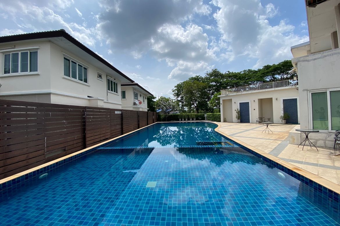 3 bed house for sale in San Sai