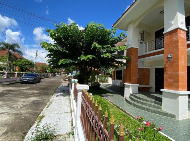 3 bedrooms house for sale at Pimook 2