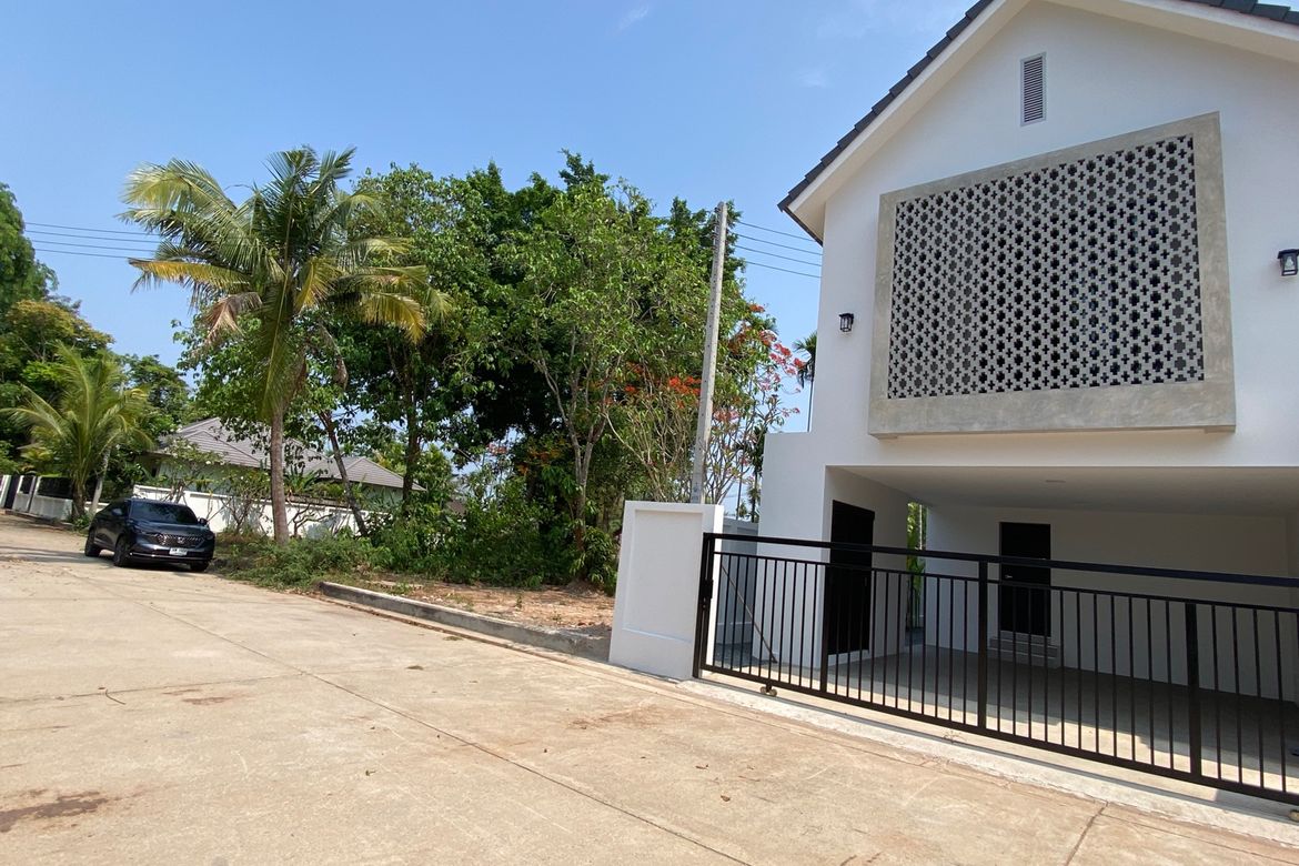 A brand new house 3 bed for sale in San Sai-P-PHS918