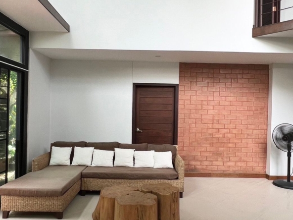 A modern home 3 bed for sale in San Sai