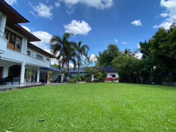 6 bed house for sale in Muang Chiang Mai-P-PHS482