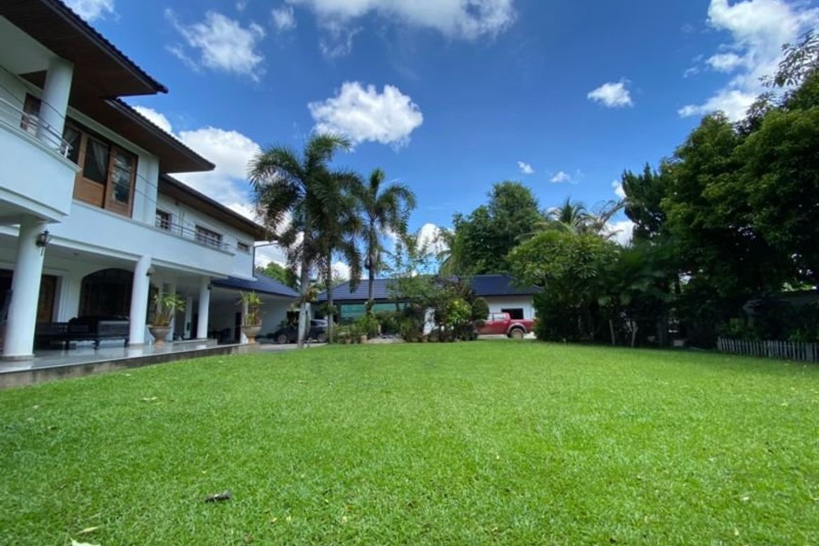 6 bed house for sale in Muang Chiang Mai-P-PHS482