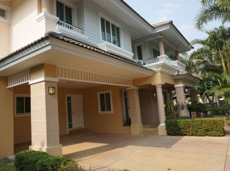 A spacious house 3 bed for rent or sale in Doi Saket