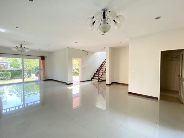 3 bed house for rent or sale in Doi Saket area