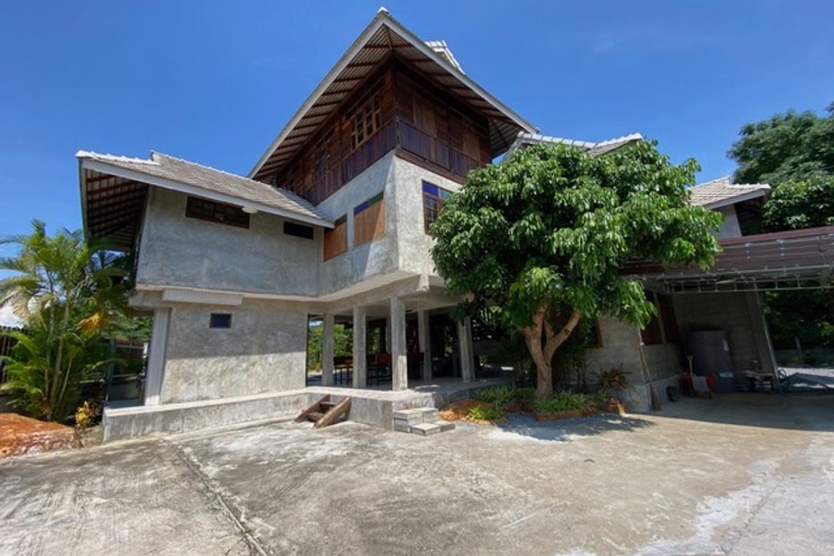 2 bedrooms house for sale in Nam Phrae