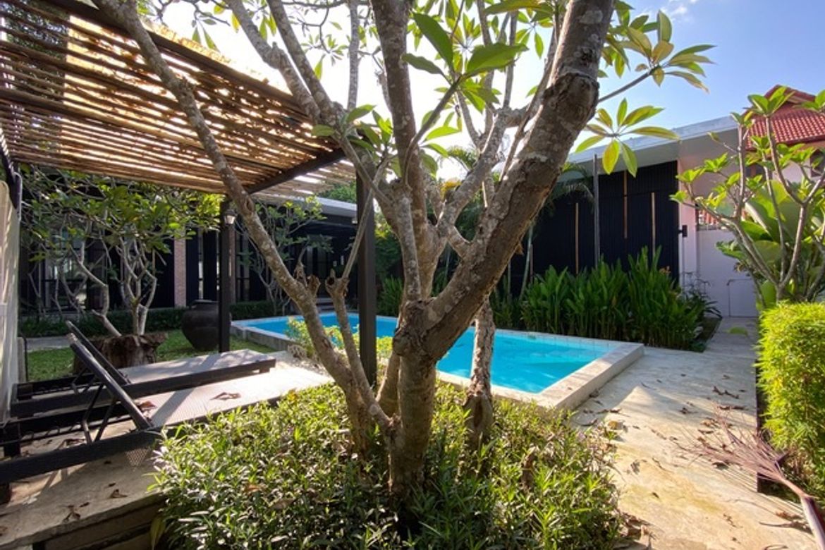 A pool villa for rent or sale in Hang Dong-P-PHR851