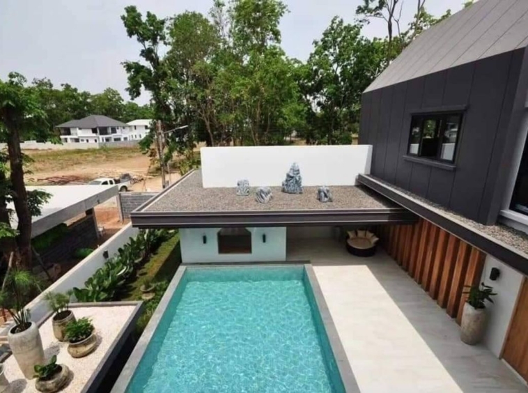 A modern house 5 bed with pool for rent or sale in Hang Dong