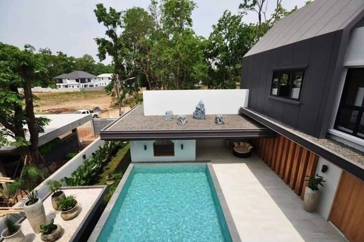 A modern house 5 bed with pool for rent or sale in Hang Dong