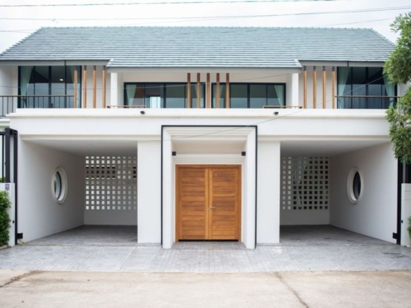 A brand new modern house for rent or sale in Hang Dong-P-PHS568