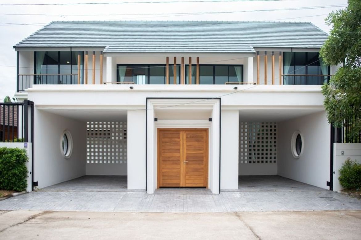 A brand new modern house for rent or sale in Hang Dong-P-PHS568