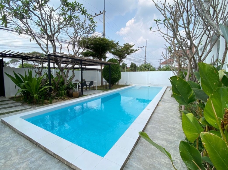 Modern house with 4 bed and private pool for rent or sale in Hang Dong