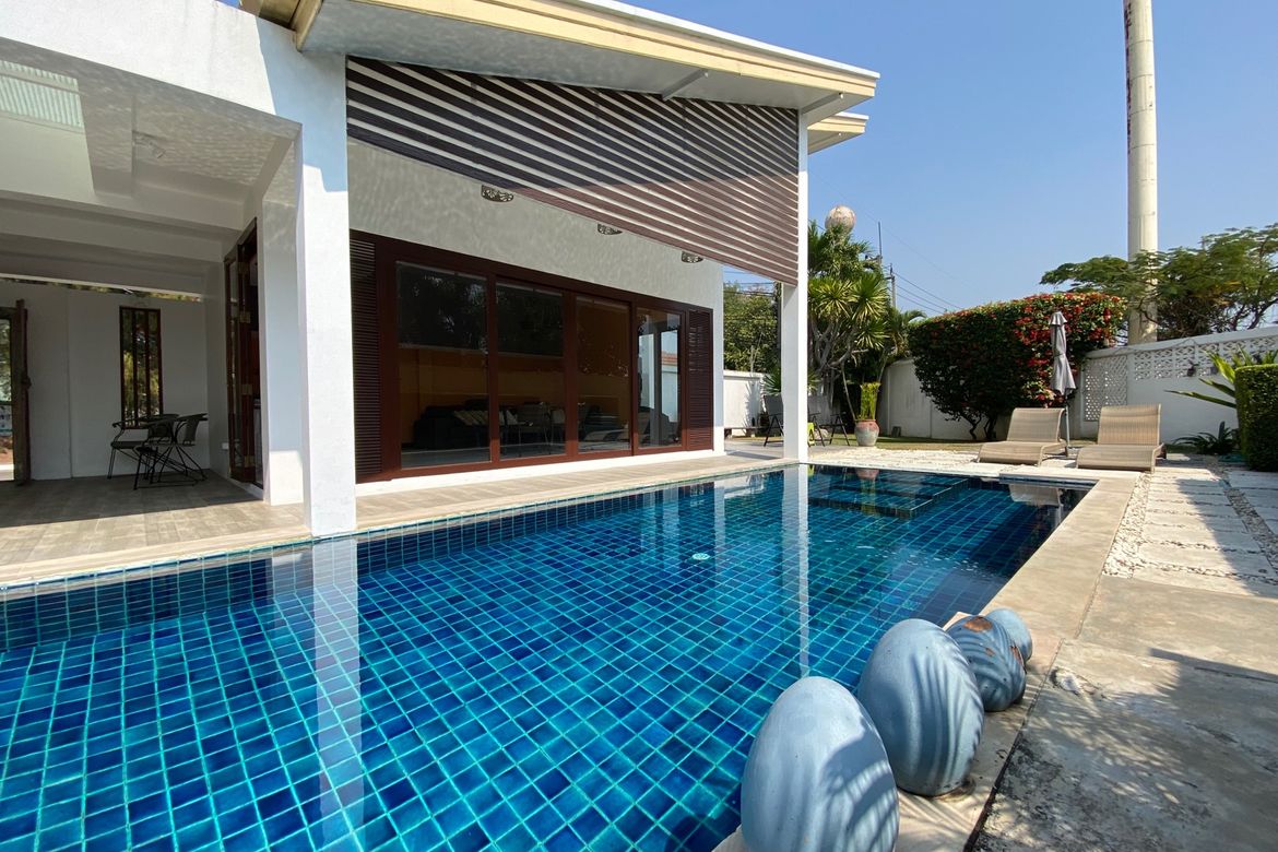 A unique home with private pool for rent or sale in Hang Dong