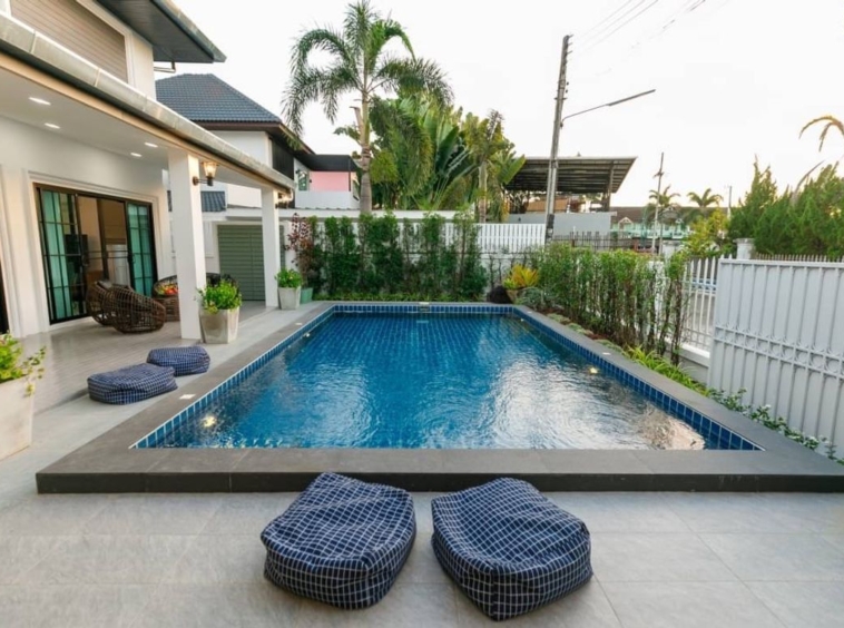 Newly renovated 3 bed with a private pool for sale in Hang Dong