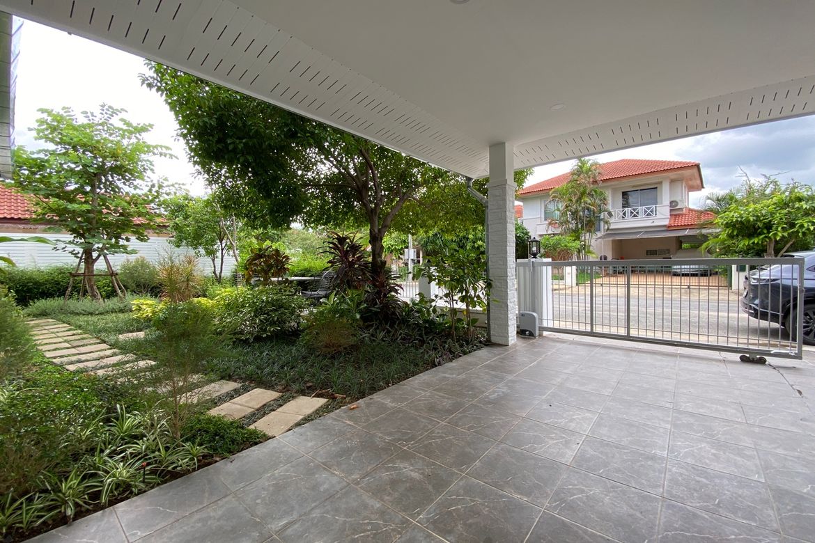 Newly renovated 3 bed house for rent or sale in Sankhampeang