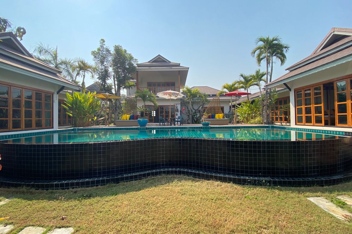 2 bed house with a pool for rent or sale in San Sai