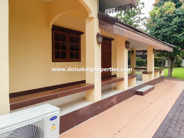 Mae Rim-DSP-(HS323-03) Lovely 3-Bedroom Home with Beautiful Gardens for Sale in Mueang Kaeo