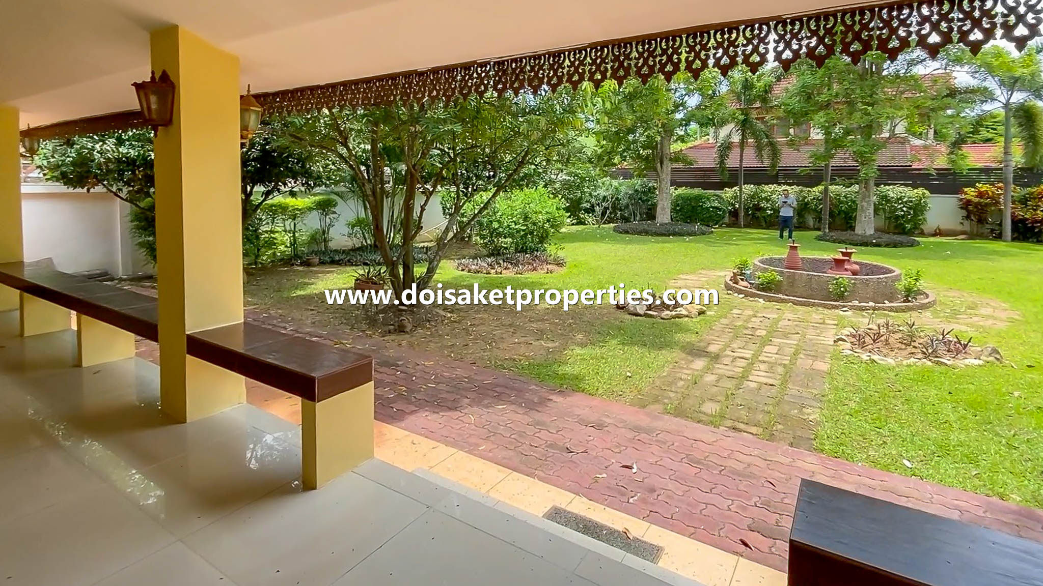 Mae Rim-DSP-(HS323-03) Lovely 3-Bedroom Home with Beautiful Gardens for Sale in Mueang Kaeo