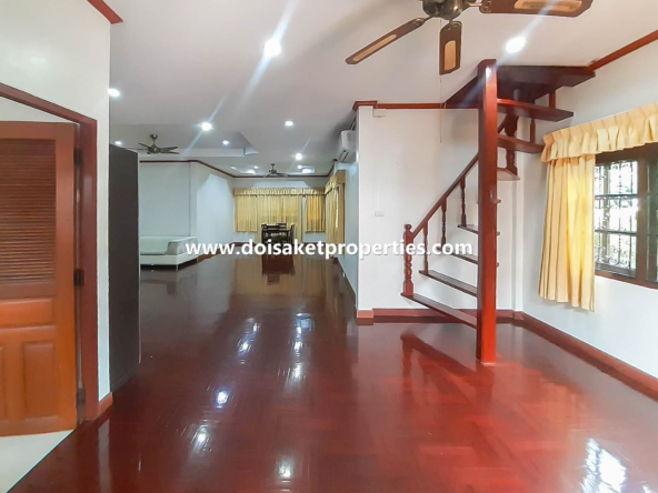 Mae Rim-DSP-(HS323-03) Lovely 3-Bedroom Home with Beautiful Gardens for Sale in Mueang Kaeo