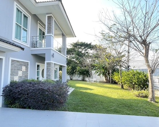 2-story single house with 4 bedrooms and 4 bathrooms in a project near an international school.-DB-RSHSHCMISS87