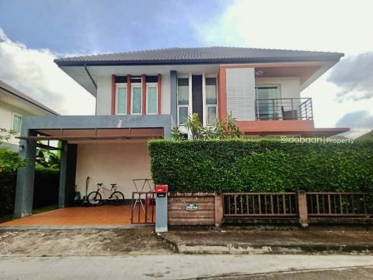 A two-story detached house with 4 bedrooms and 3 bathrooms in the Saraphi area near Waree Chiang Mai School.-DB-RSHSHCMISP35