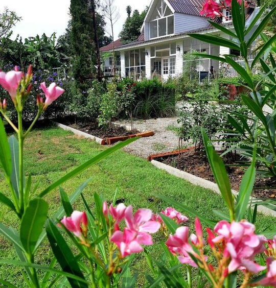 2-story single house