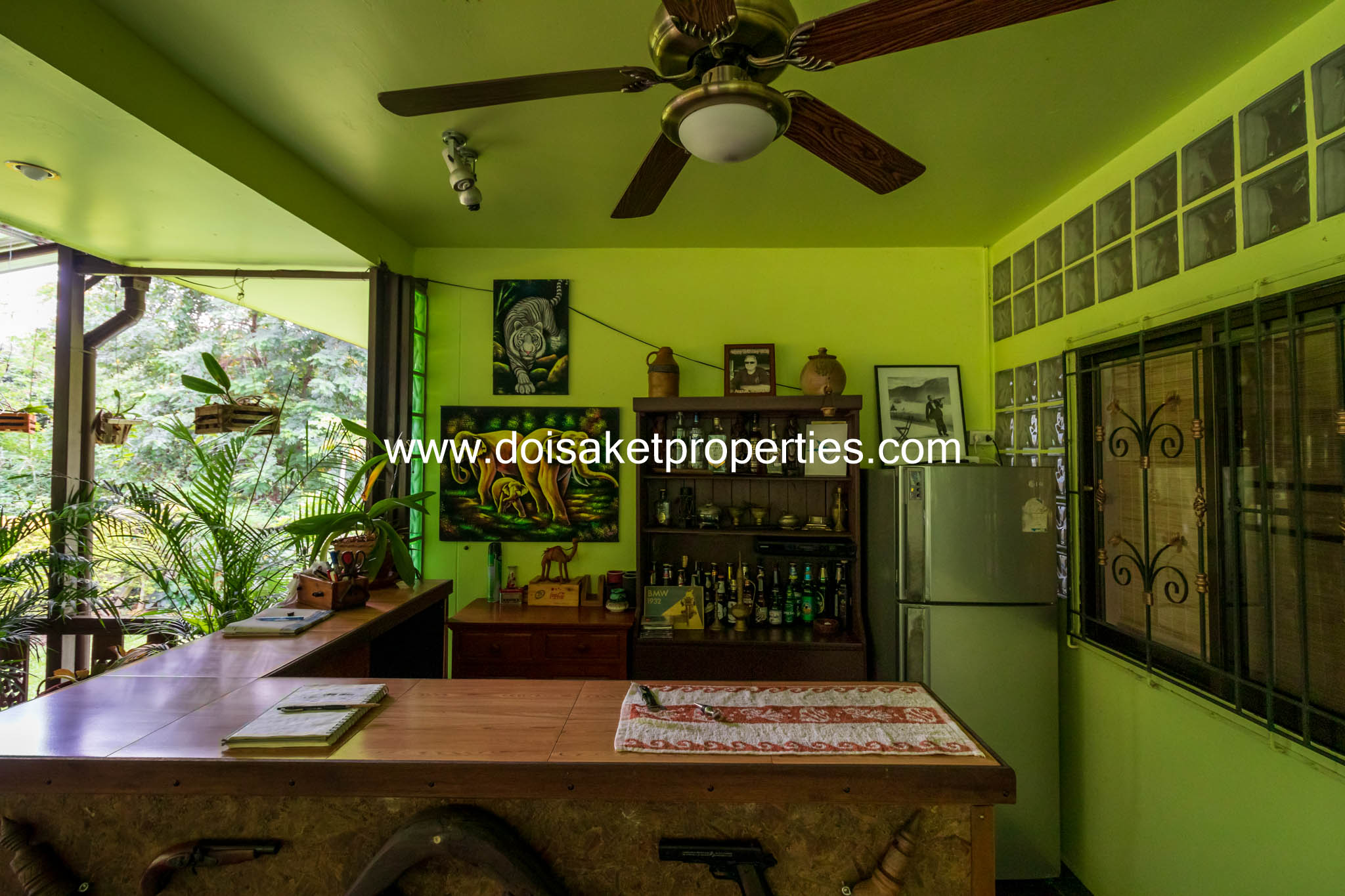 San Sai-DSP-(HS302-03) 3-Bedroom House on a Beautiful Plot of Land for Sale in San Pa Pao