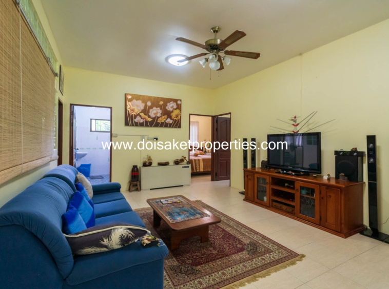 San Sai-DSP-(HS302-03) 3-Bedroom House on a Beautiful Plot of Land for Sale in San Pa Pao