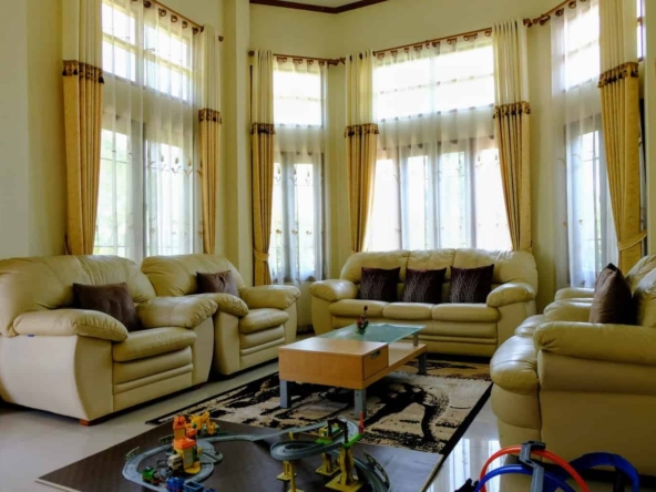 San Sai-DSP-(HS261-04) Large Luxury Family Home with Pool on 3+ Rai in San Sai