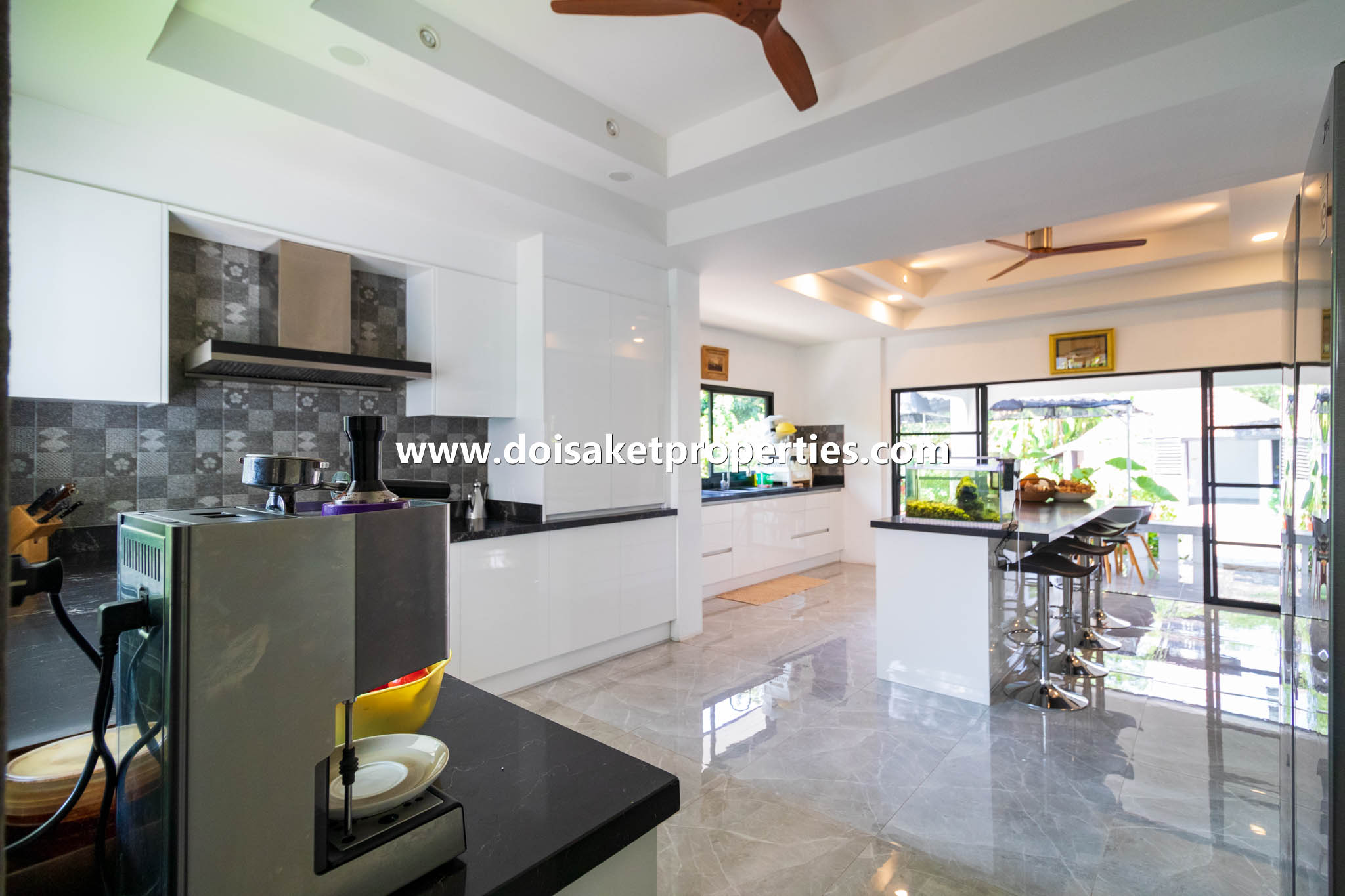 Doi Saket-DSP-(HS326-05) Incredible Luxury Estate Property on 5+ Rai for Sale in Doi Saket