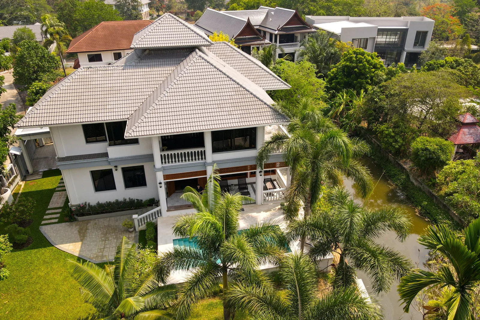 Doi Saket-DSP-(HS366-06) 4-Bedroom Riverside Pool Villa with Royal Provenance for Sale in Doi Saket