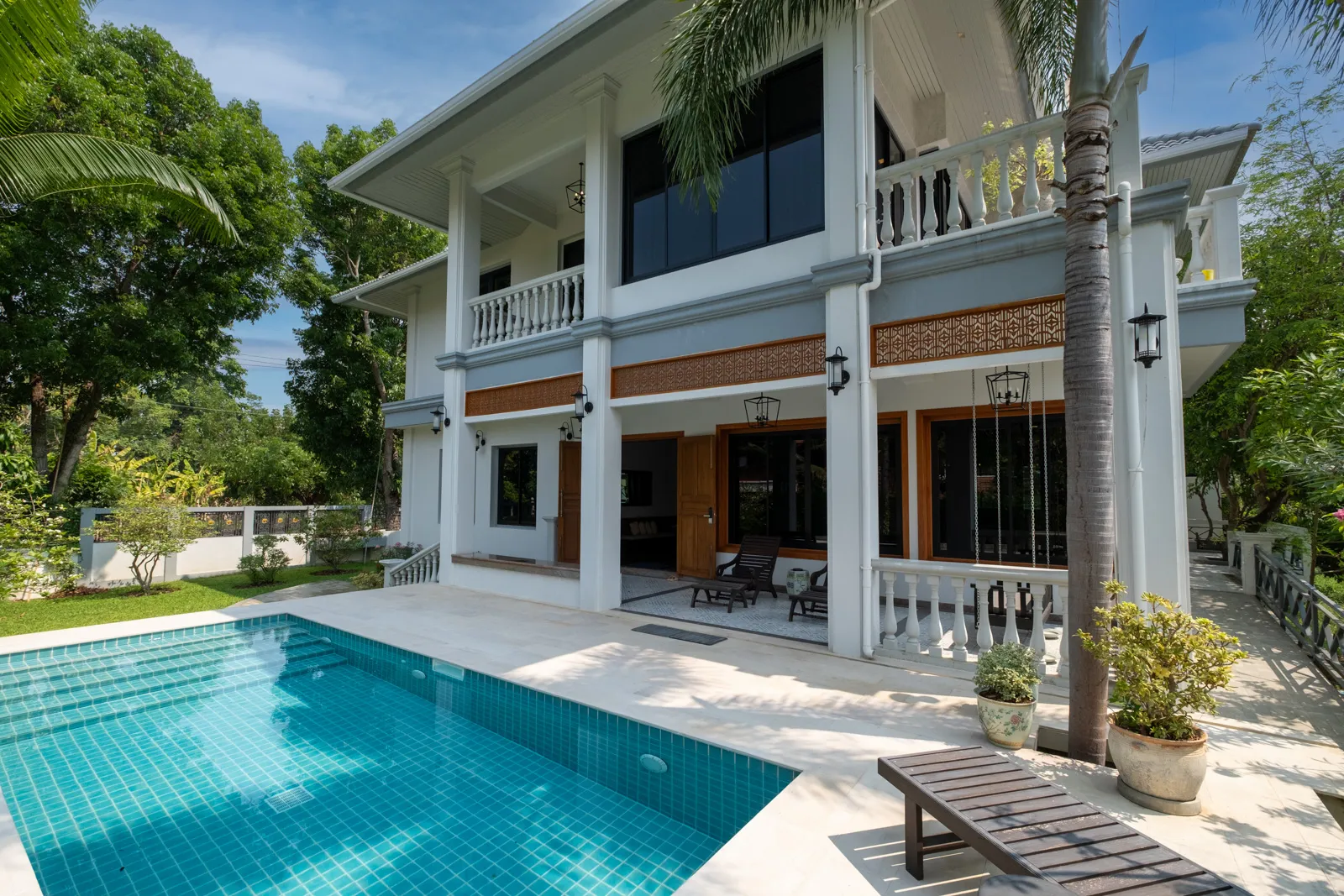 Doi Saket-DSP-(HS366-06) 4-Bedroom Riverside Pool Villa with Royal Provenance for Sale in Doi Saket