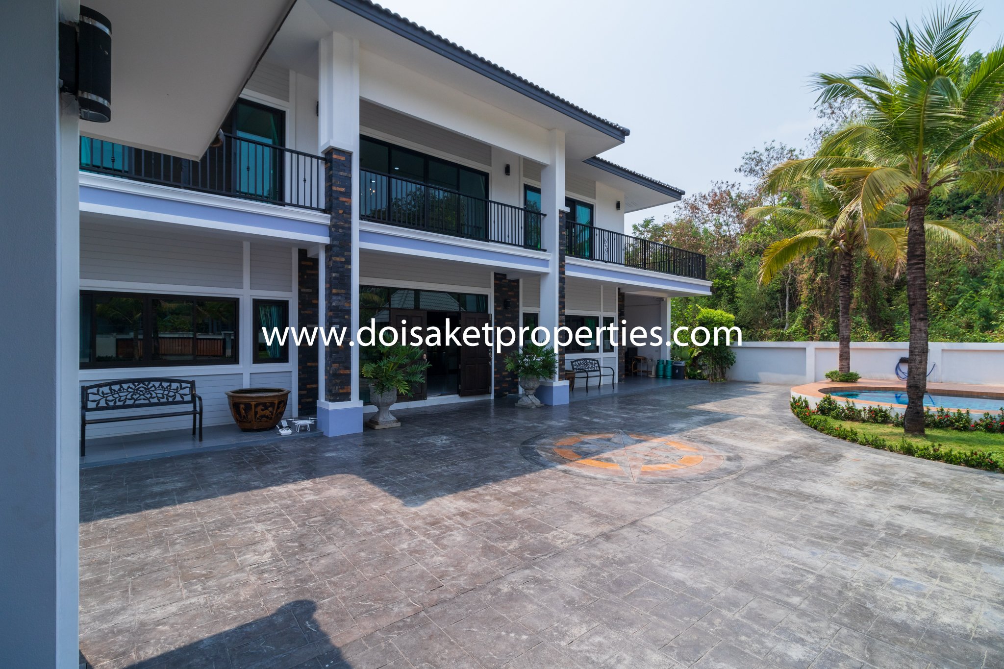 San Sai-DSP-(HS312-05) Incredible 5+ Bedroom Home with Swimming Pool for Sale near Maejo University in San Sai