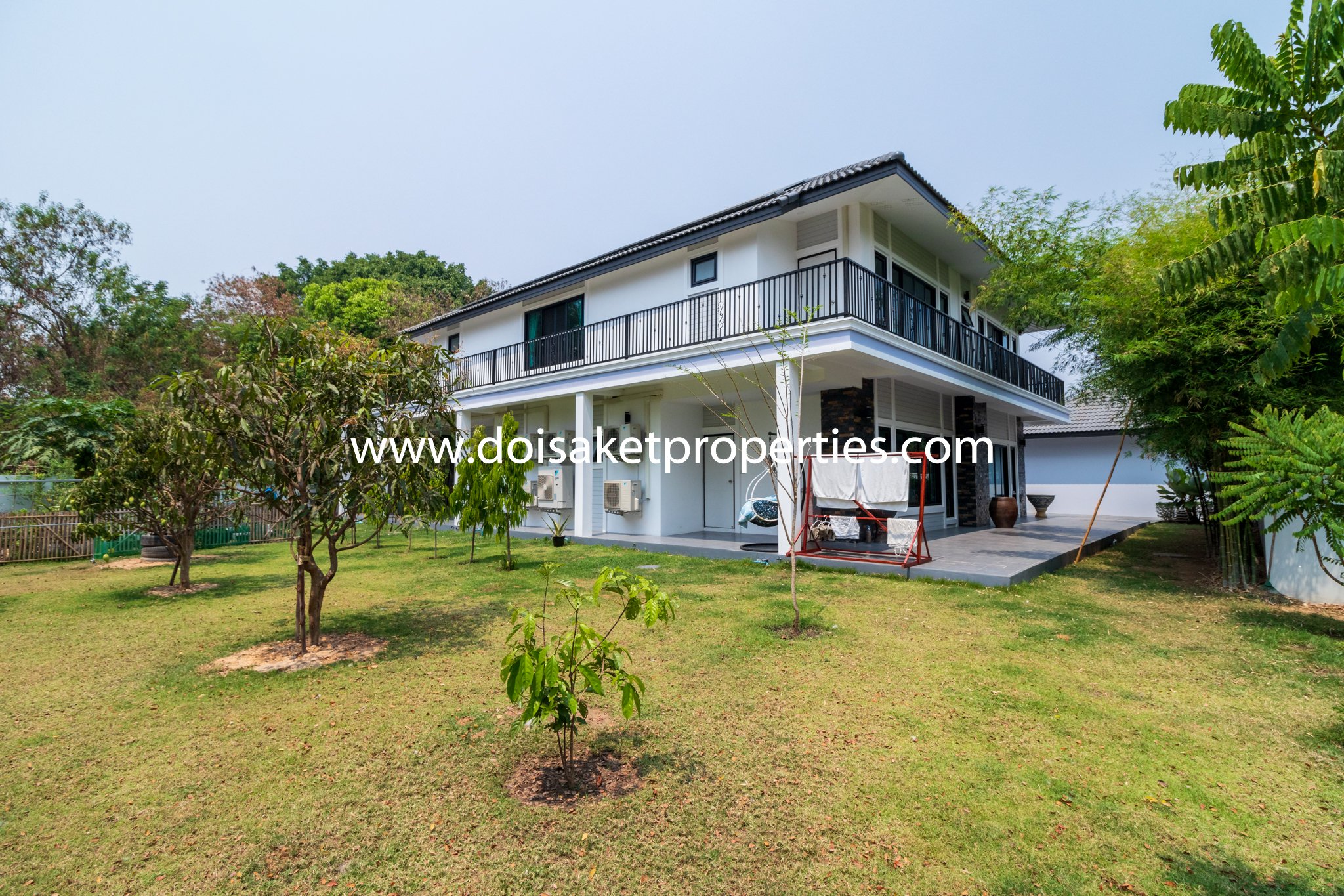 San Sai-DSP-(HS312-05) Incredible 5+ Bedroom Home with Swimming Pool for Sale near Maejo University in San Sai