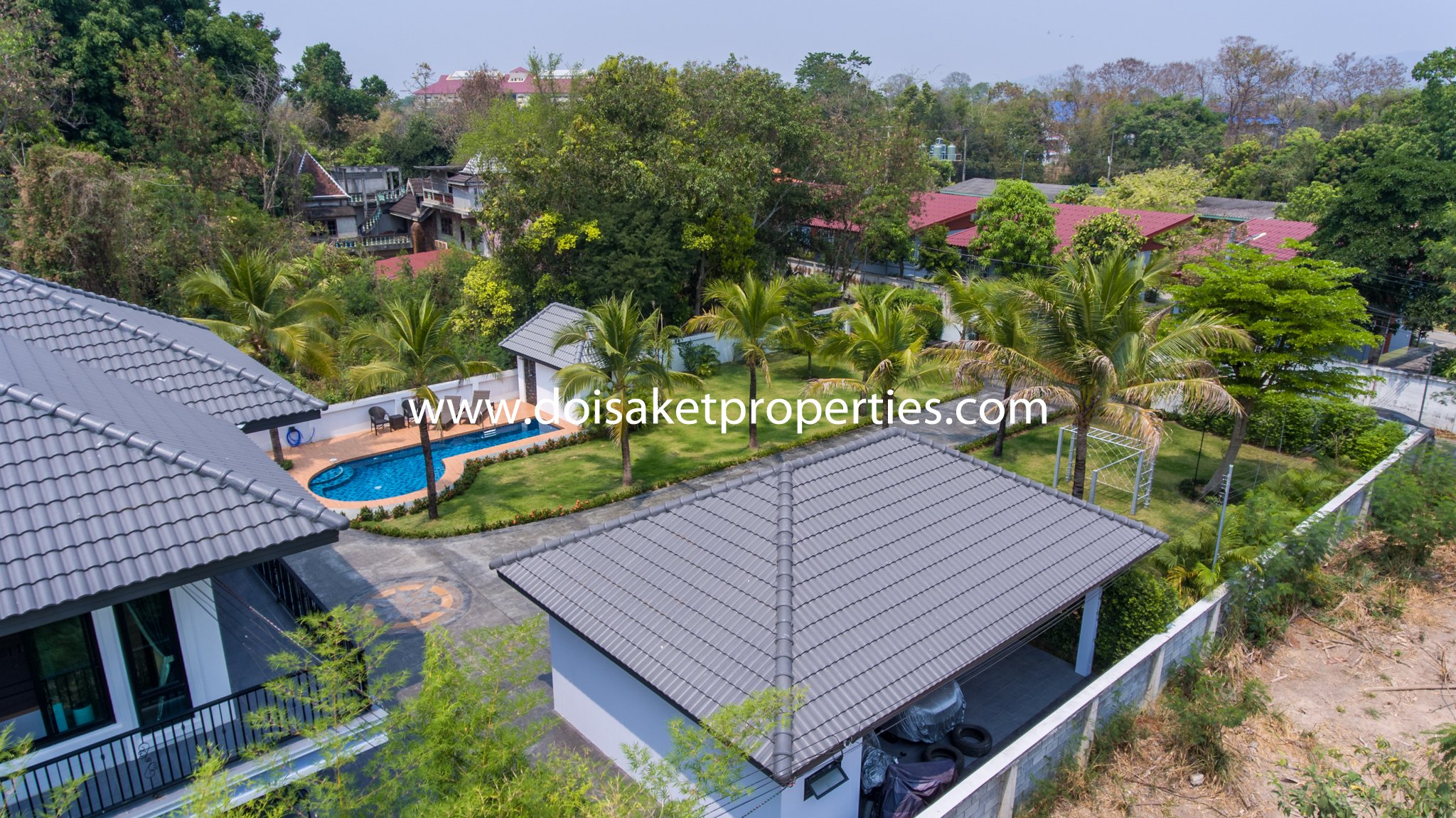 San Sai-DSP-(HS312-05) Incredible 5+ Bedroom Home with Swimming Pool for Sale near Maejo University in San Sai