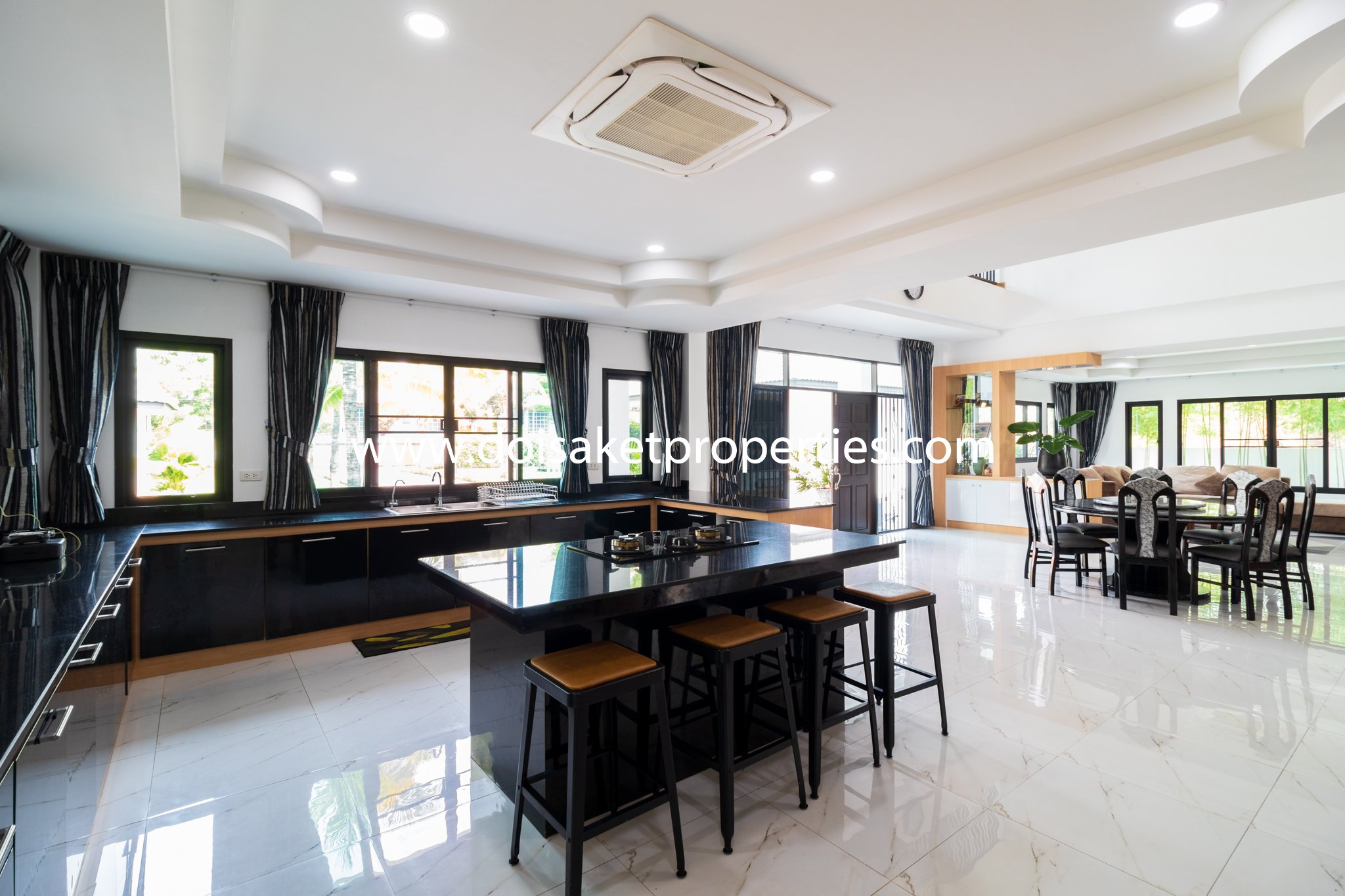 San Sai-DSP-(HS312-05) Incredible 5+ Bedroom Home with Swimming Pool for Sale near Maejo University in San Sai