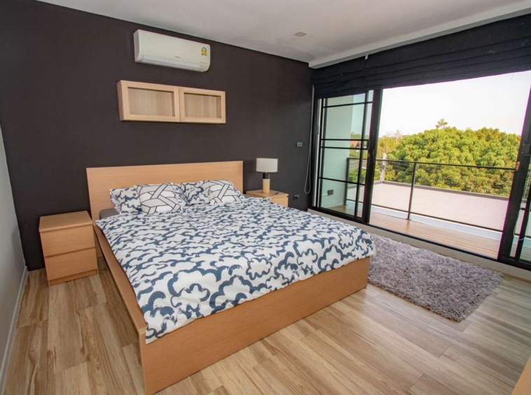 Contemporary Five-Bedroom House for Sale Near International Schools in Hang Dong-PH-HD401