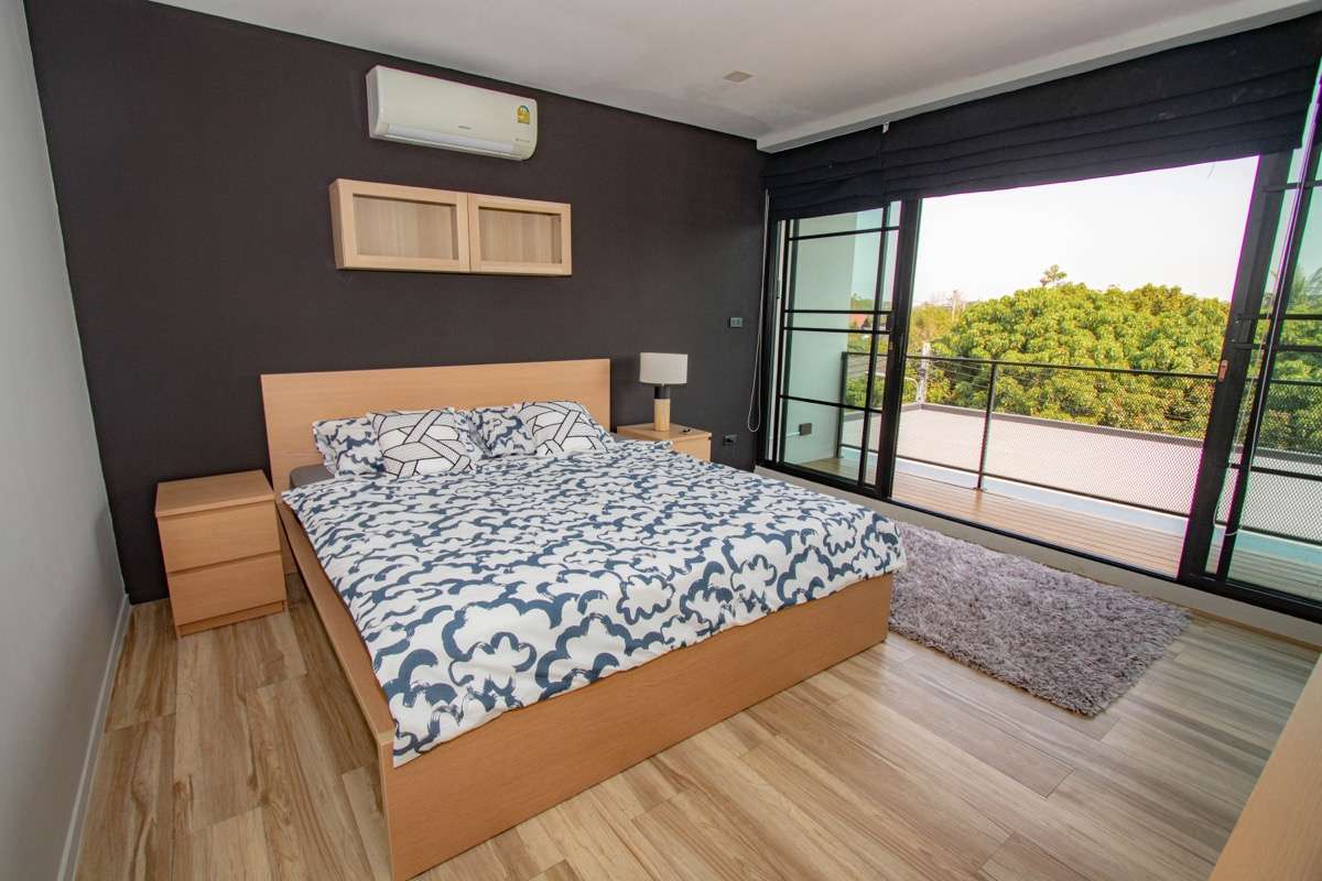 Contemporary Five-Bedroom House for Sale Near International Schools in Hang Dong-PH-HD401