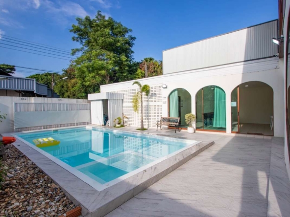 Spacious 4-Bedroom Pool Villa for Sale in San Sai-PH-SAN427