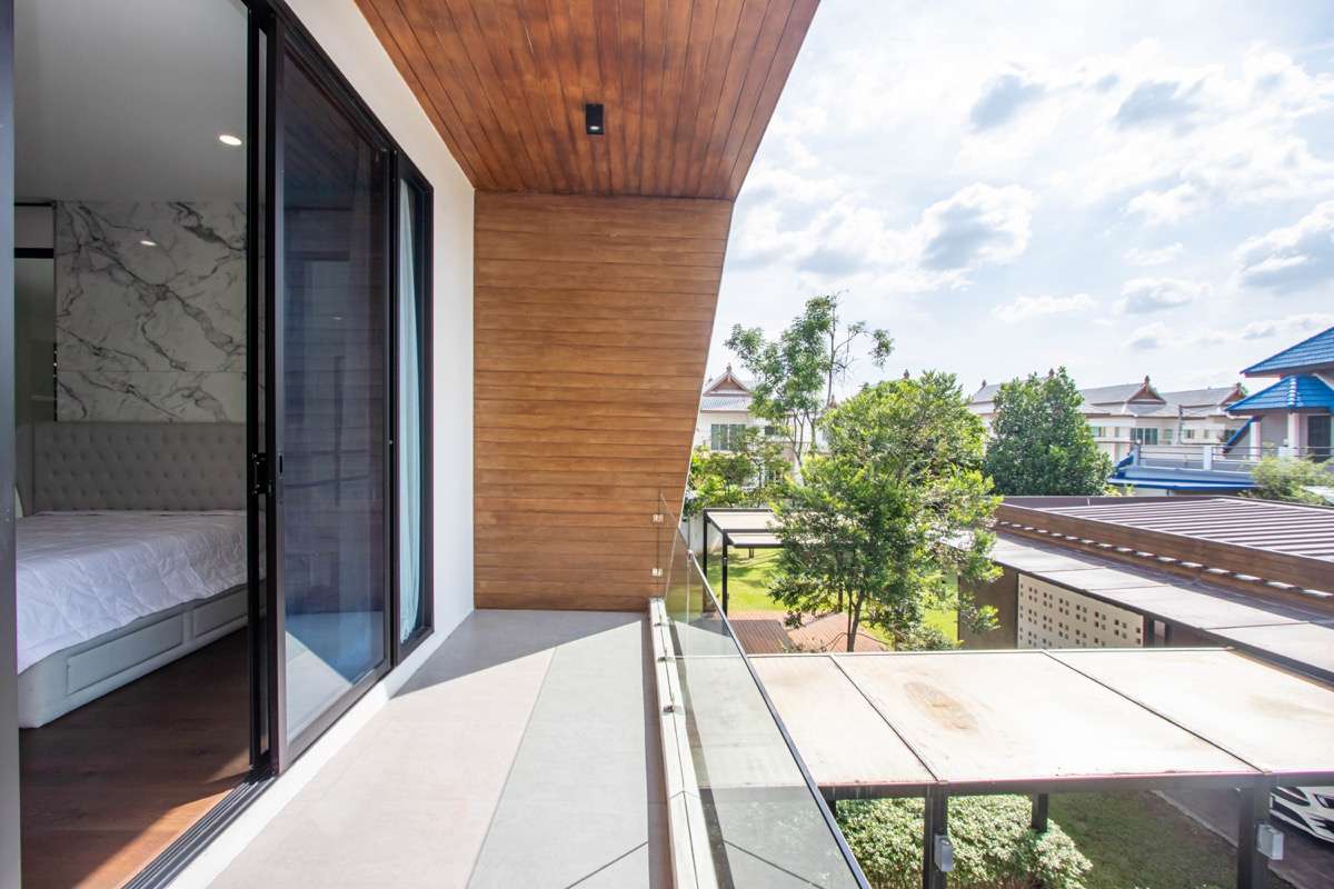 Stunning Architect-Designed 3-Bedroom Home in San Sai Noi-PH-SAN431