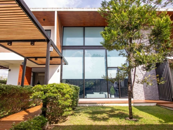 Stunning Architect-Designed 3-Bedroom Home in San Sai Noi-PH-SAN431