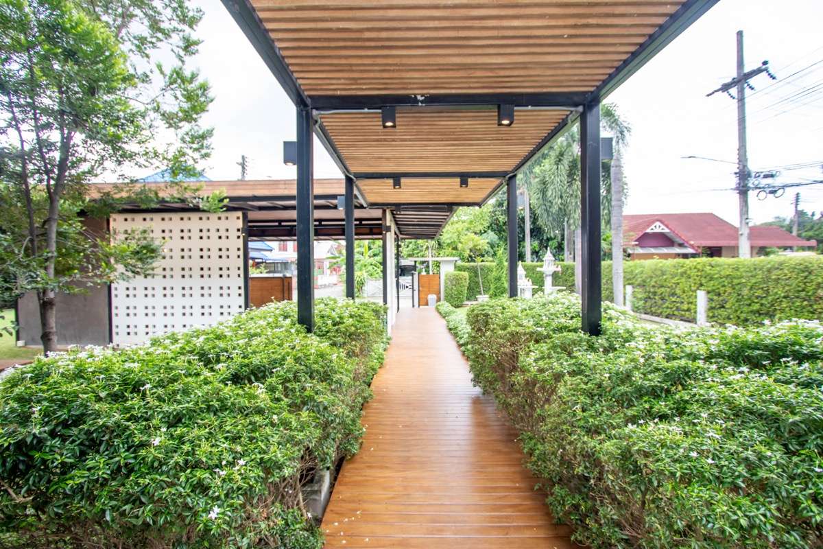 Stunning Architect-Designed 3-Bedroom Home in San Sai Noi-PH-SAN431