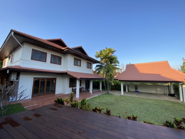 Newly renovated beautiful 4 bedroom home with pool-SHG-HS448