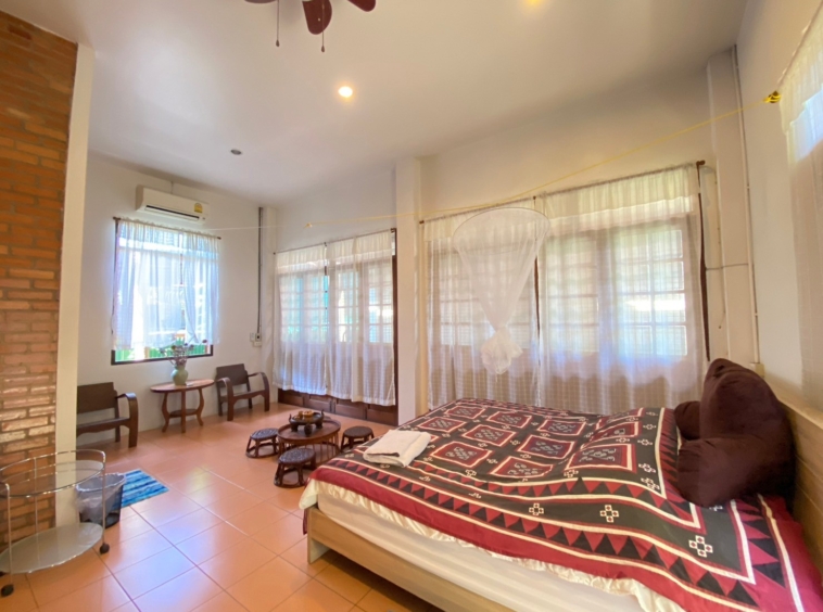 Beautiful Thai style 6 bedrooms for sale and rent in Saraphi-SHG-HS479