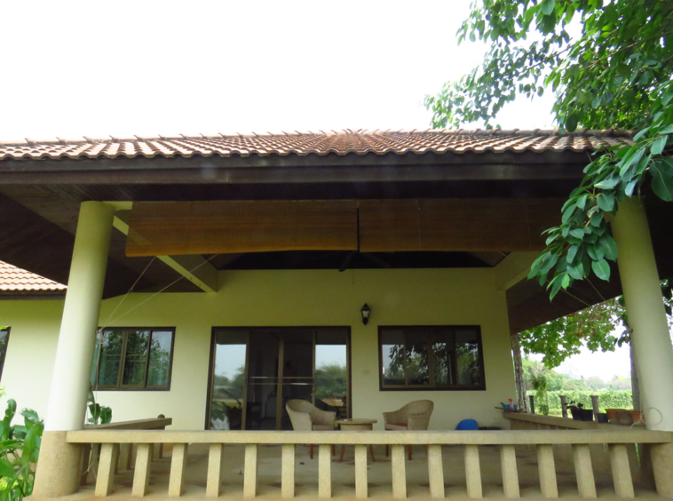 3 bedroom lake front house in Doi Saket for sale-SHG-HS412