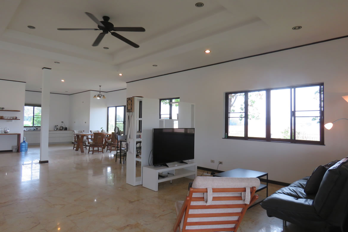 3 bedroom lake front house in Doi Saket for sale-SHG-HS412