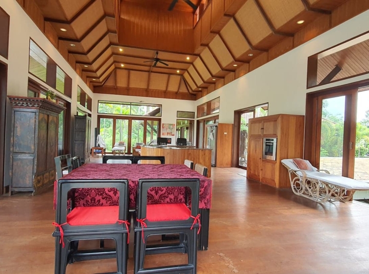 Lanna Style 5 bedroom home with pool for sale in Doi Saket-SHG-HS456