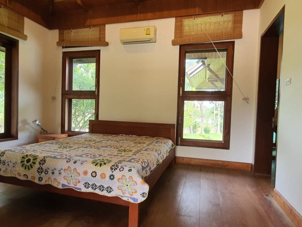 Lanna Style 5 bedroom home with pool for sale in Doi Saket-SHG-HS456