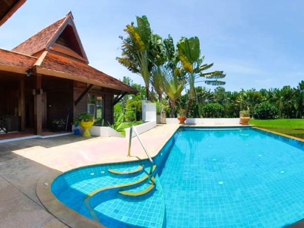 Lanna Style 5 bedroom home with pool for sale in Doi Saket-SHG-HS456